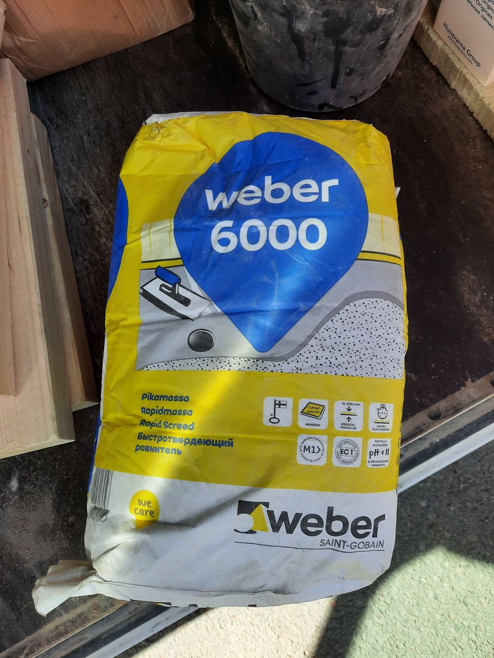 Weber 6000
