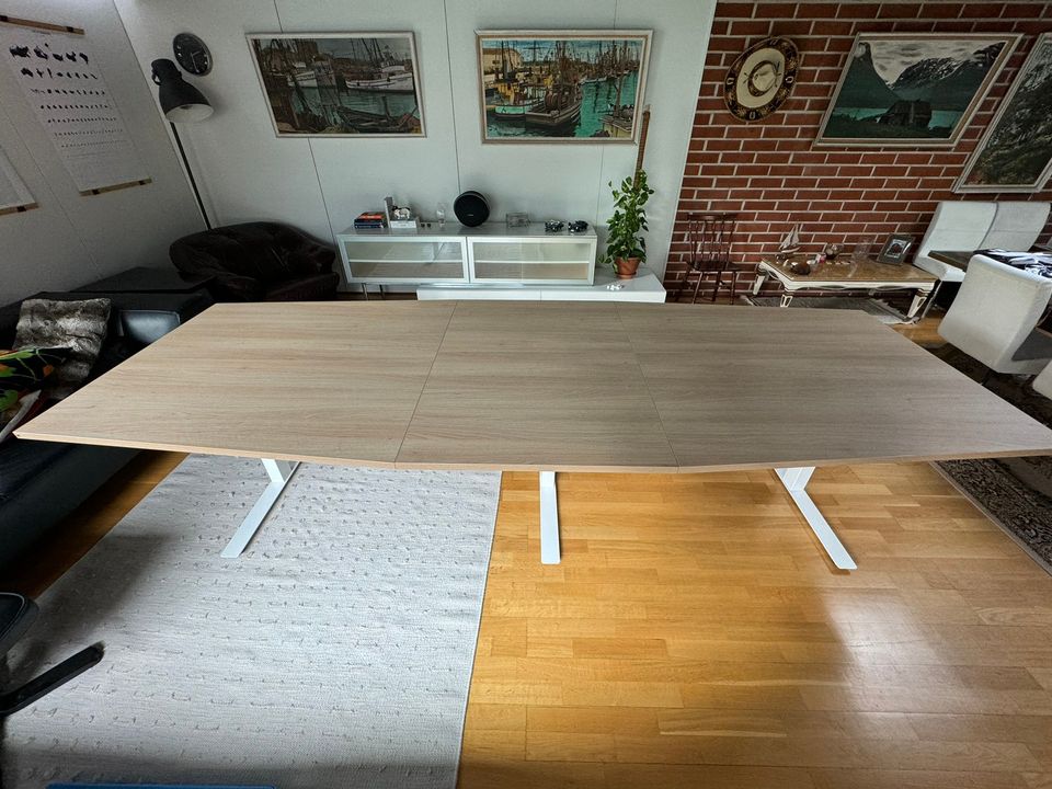 Modulaarinen pöytä