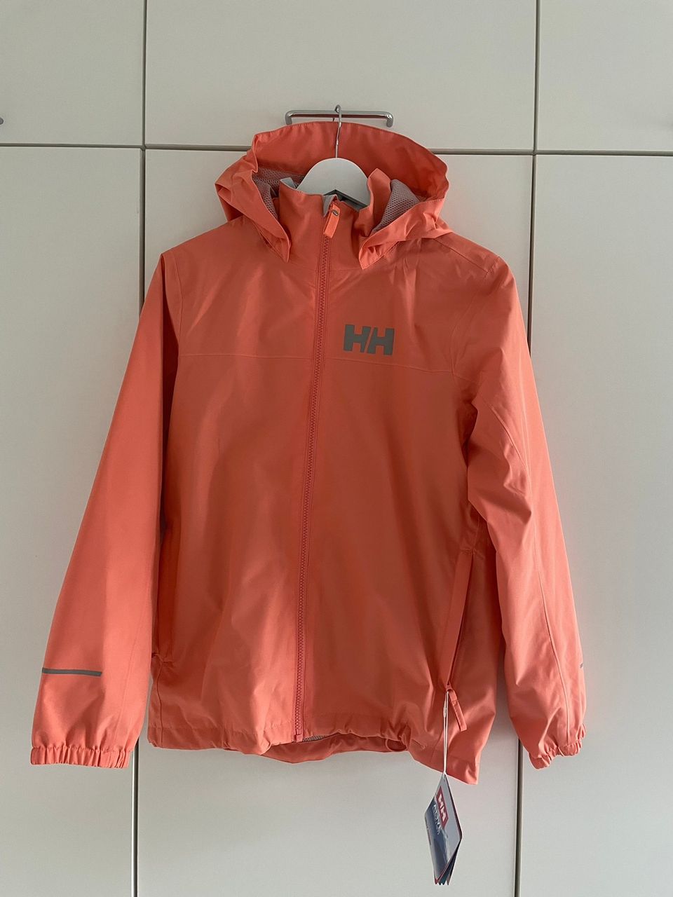 Uusi Helly Hansen kuoritakki 164cm