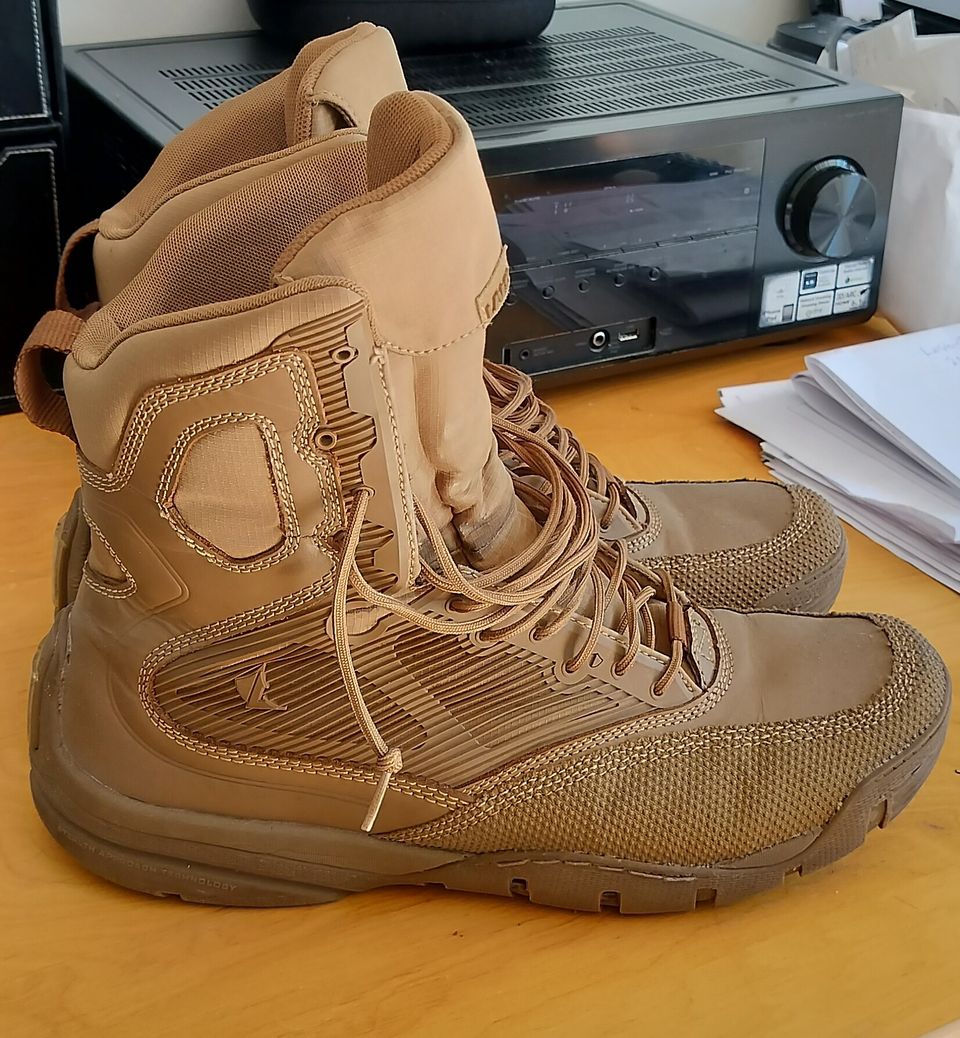 LALO SHADOW Amphibian Tactical Boot 8" Coyote Brown