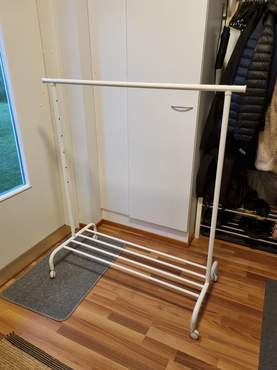 Ikea Rigga vaateteline