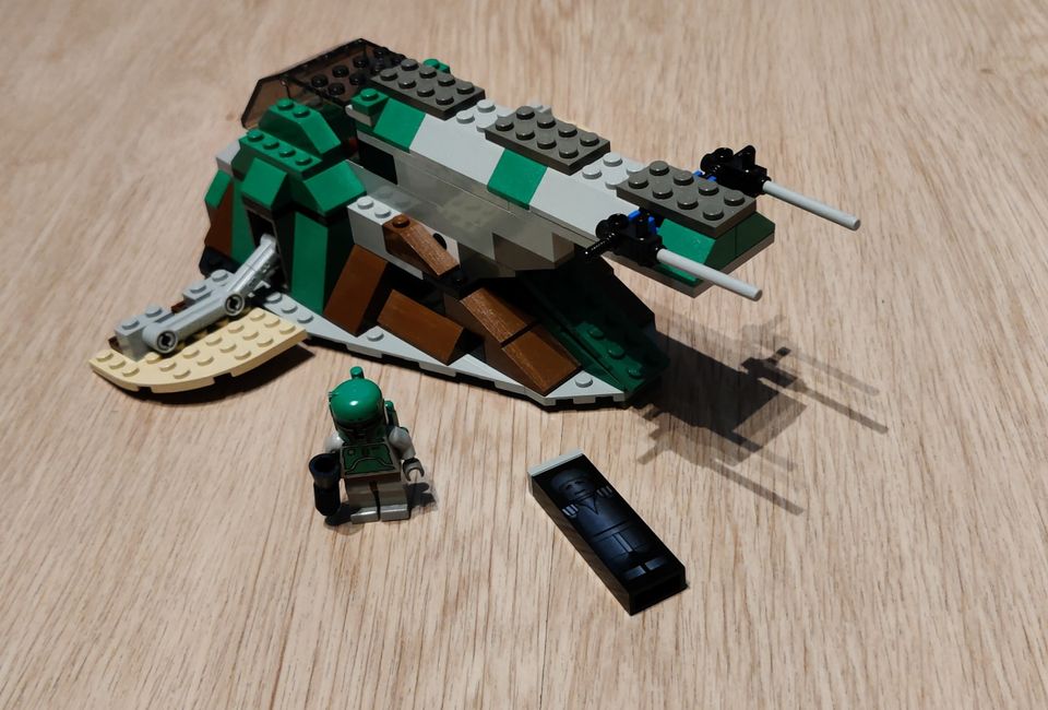 LEGO STAR WARS 7144 : Slave I