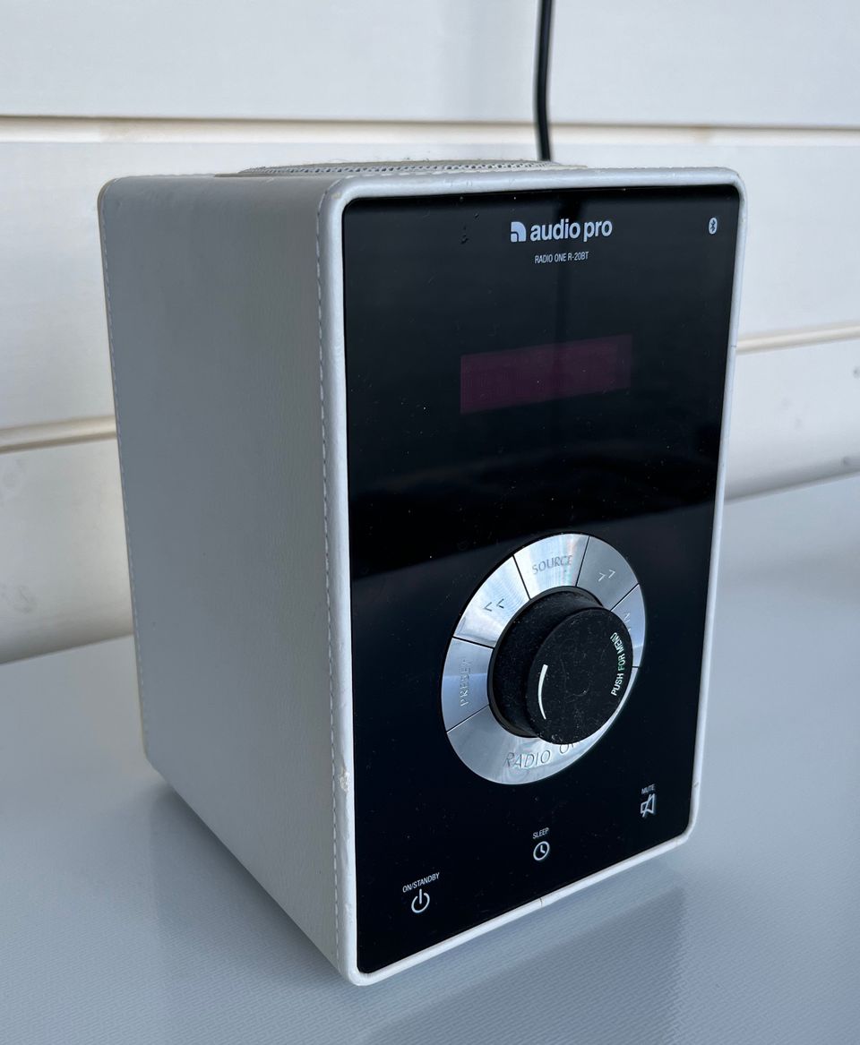 Audiopro bluetooth radio