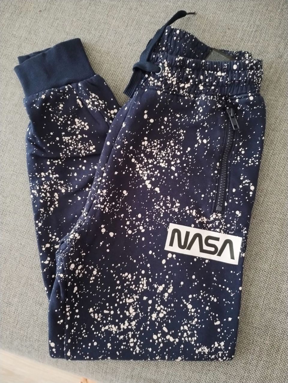NASA H&M lasten housut kokoa 146