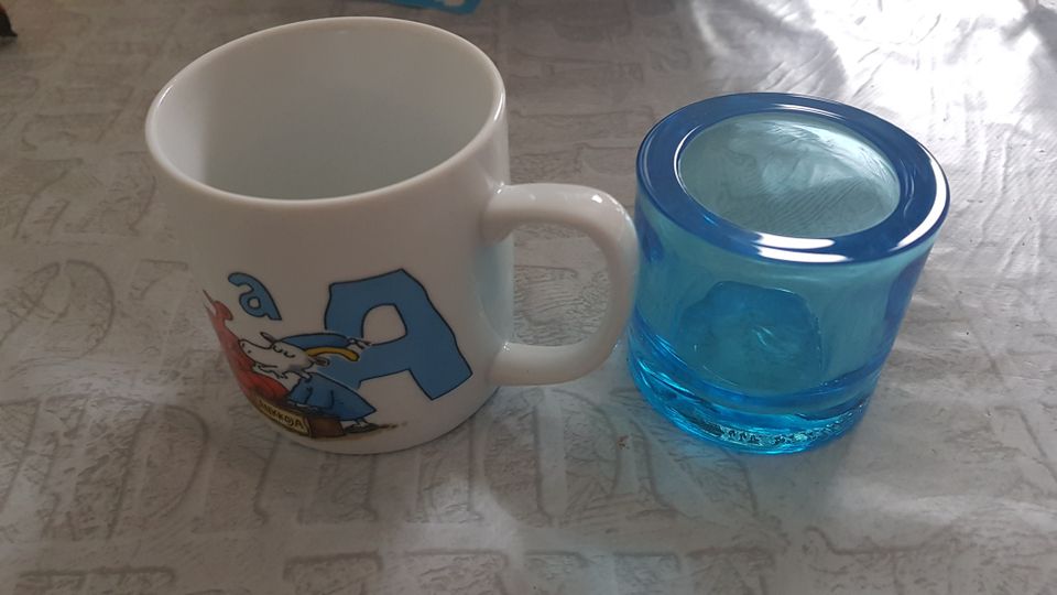 Iittala kivituikku ja Mauri Kunnas kuppi