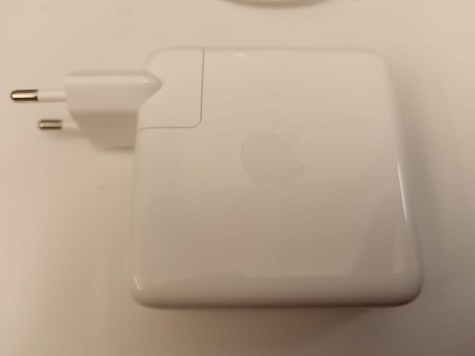 Apple 61W USB-C virtalähde