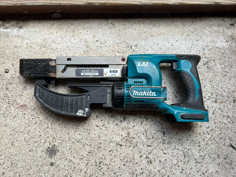 Makita Nauharuuvinväännin 25-55mm