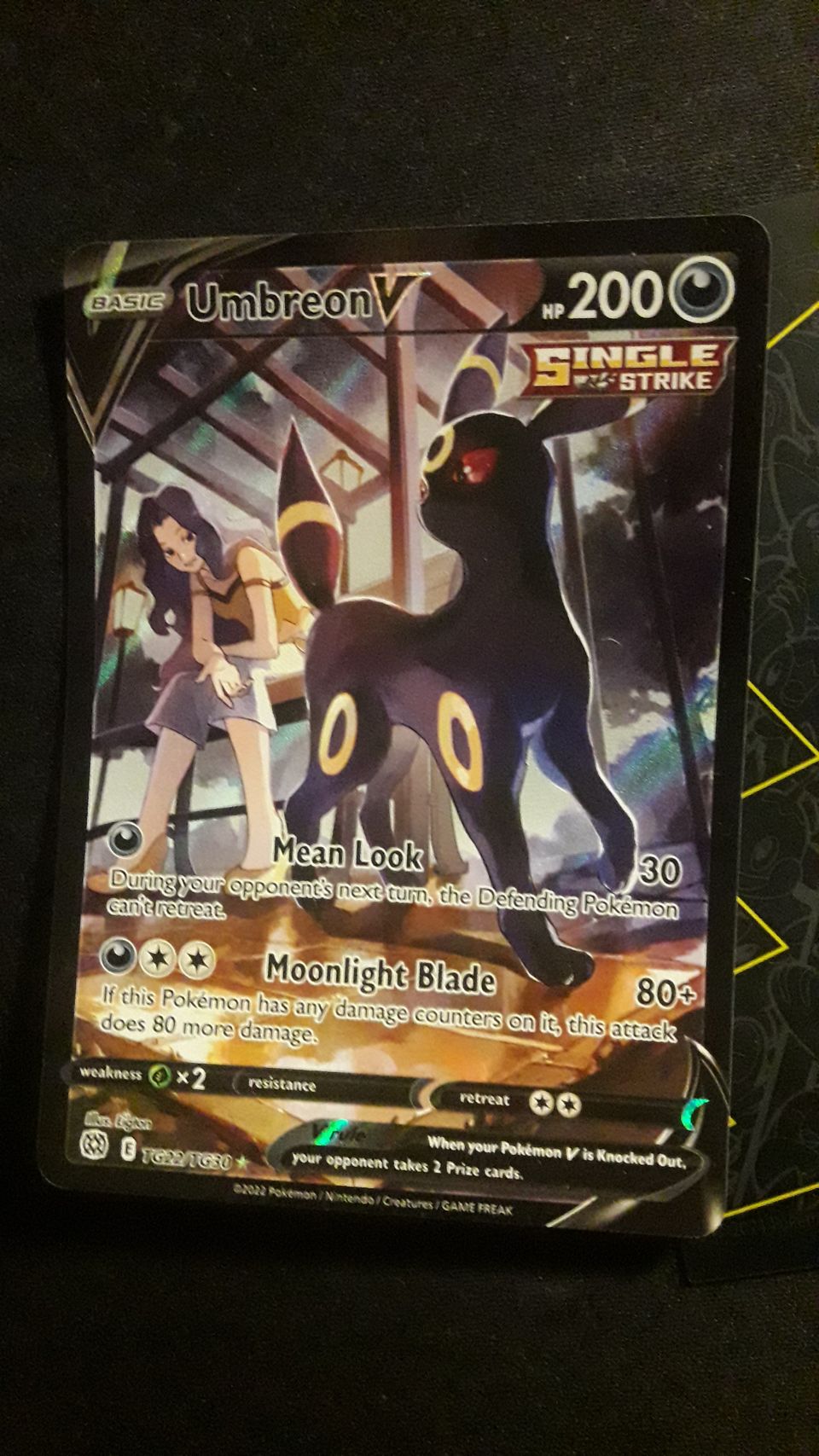 Pokemon Umbreon V TG22/TG30 - Voi yrittää tinkiä hinnoissa!