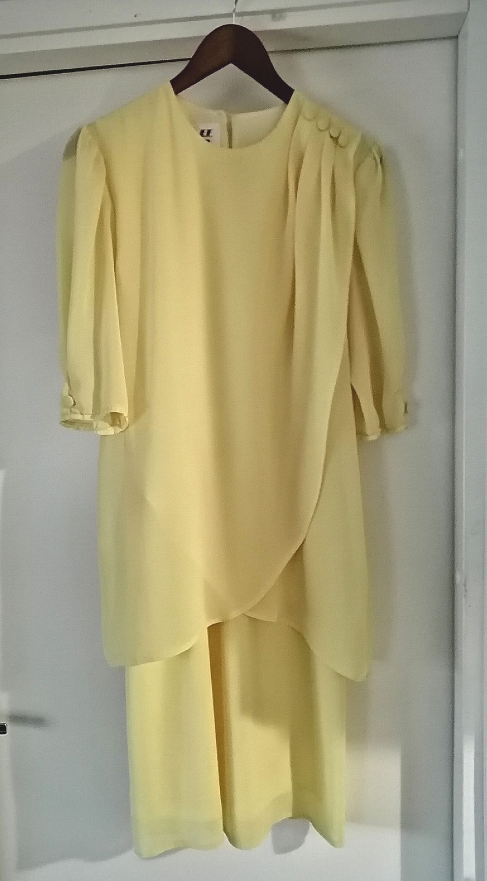 RETROA Eurofashion mekko koko 38