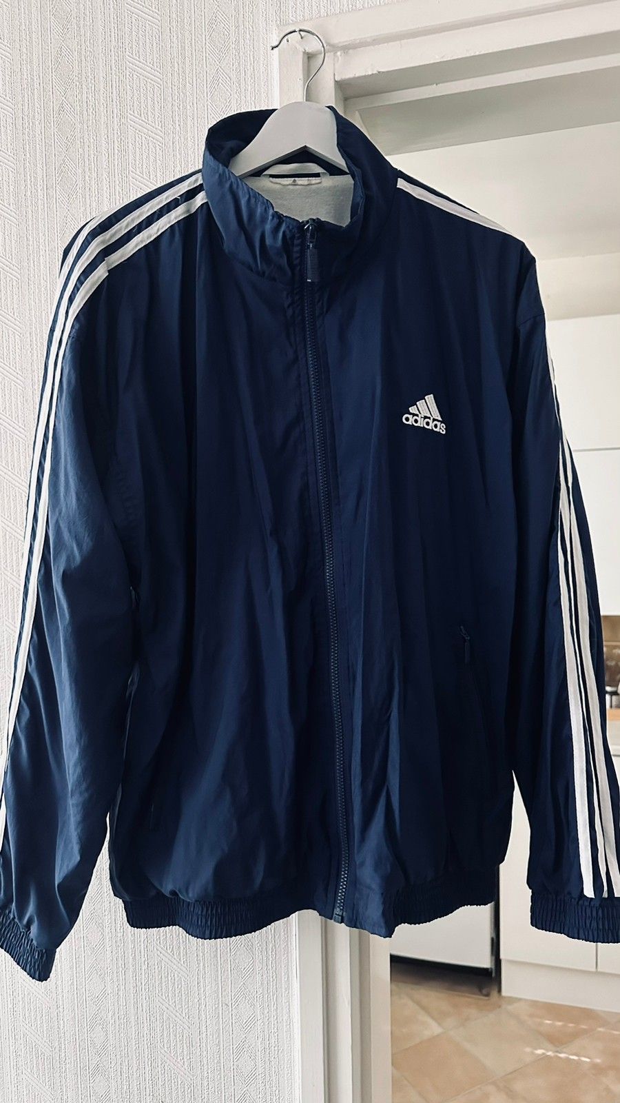 Adidas takki ja housut- setti