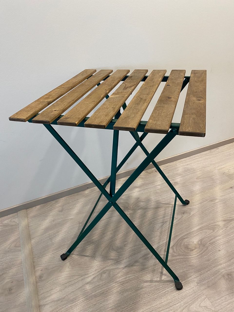 Ikean Tärnö-terassipöytä
