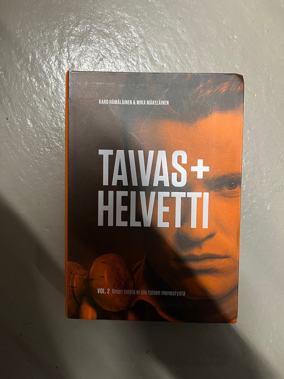 Kirja: Taivas+Helvetti