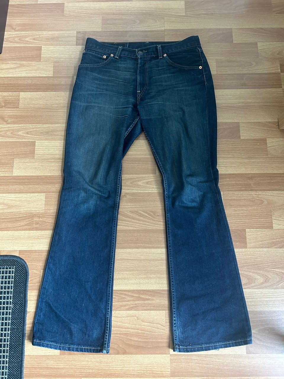 Levi’s bootcut jeans