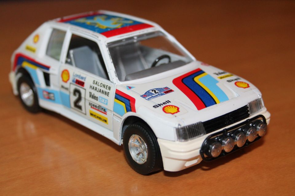 Timo Salonen B-ryhmä 80-luku ralliauto 1984 Italia vanha Peugeot 205 vintage