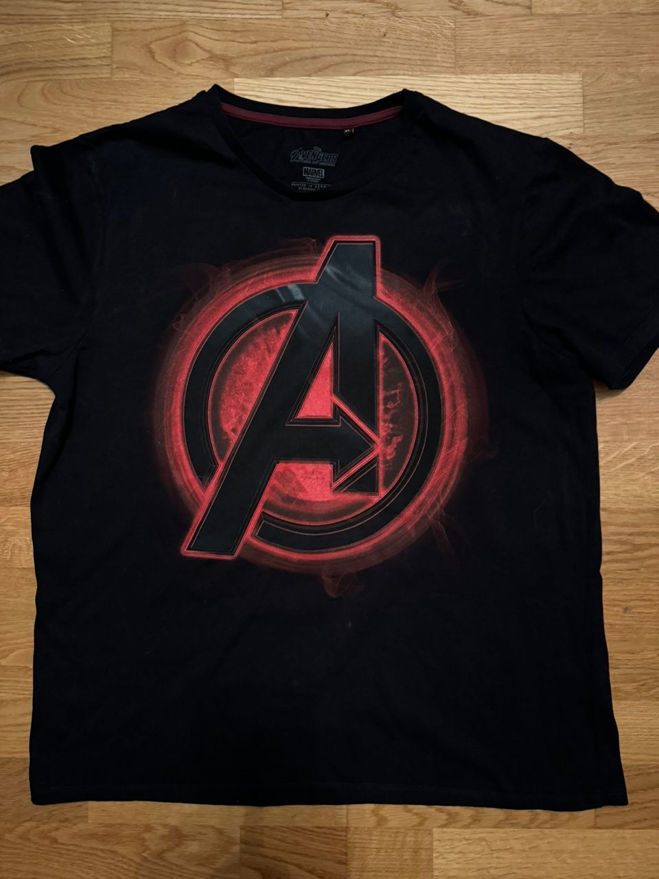 Marvel unisex Avengers t- paita, koko XL