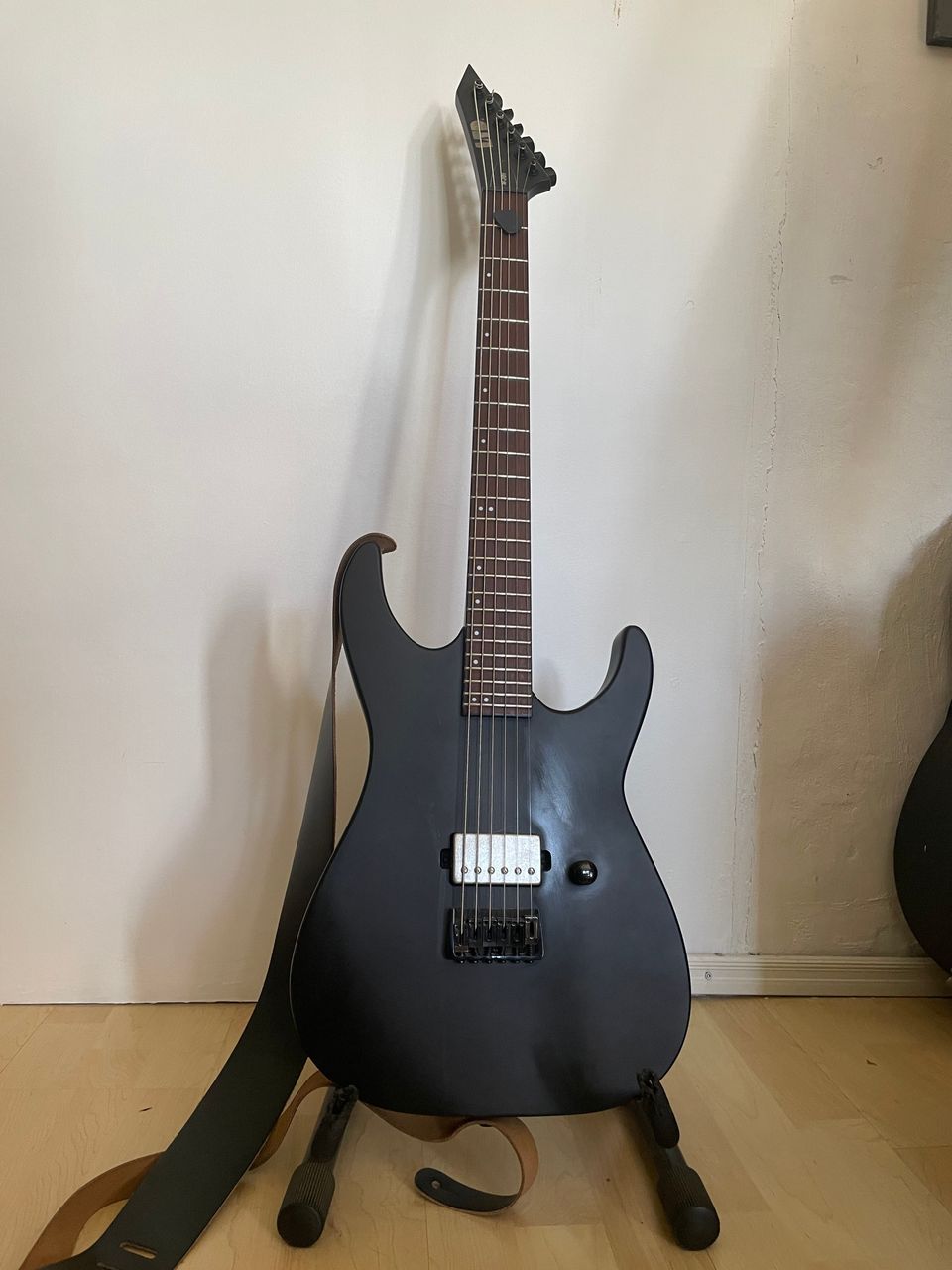 ESP LTD M-201