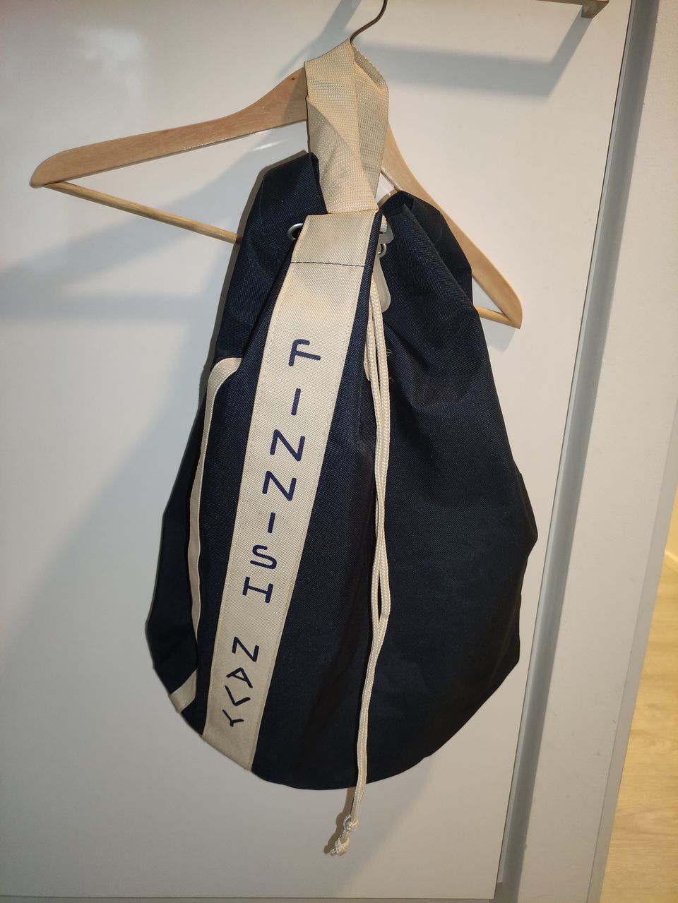 80 luvun Finish navy bag