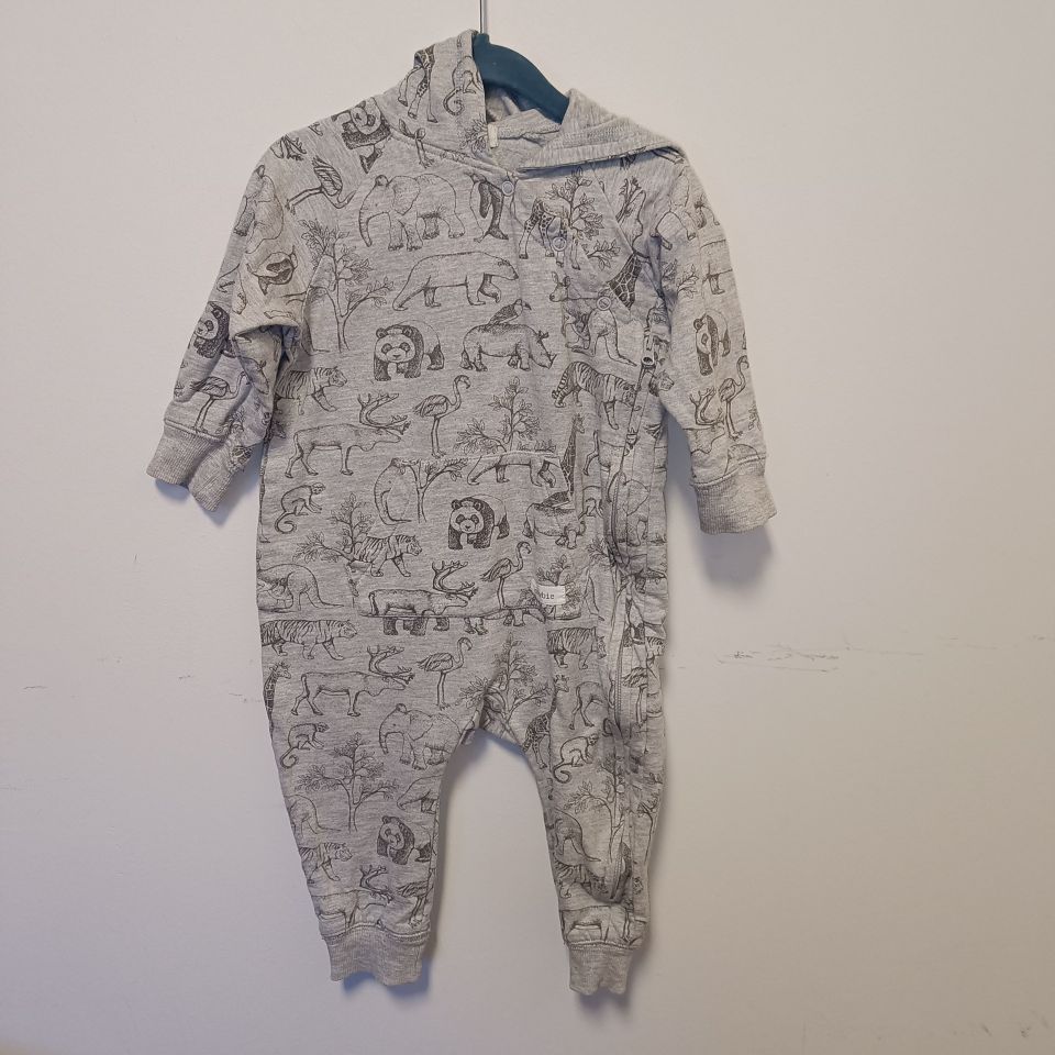 Erittäin hyväkuntoinen jumpsuit koko 80