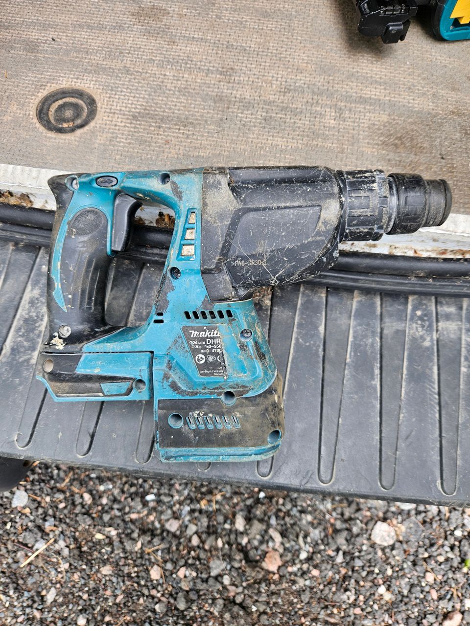 Makita DHR242