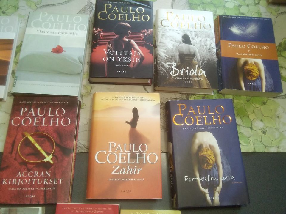 Paolo Coelho x 13