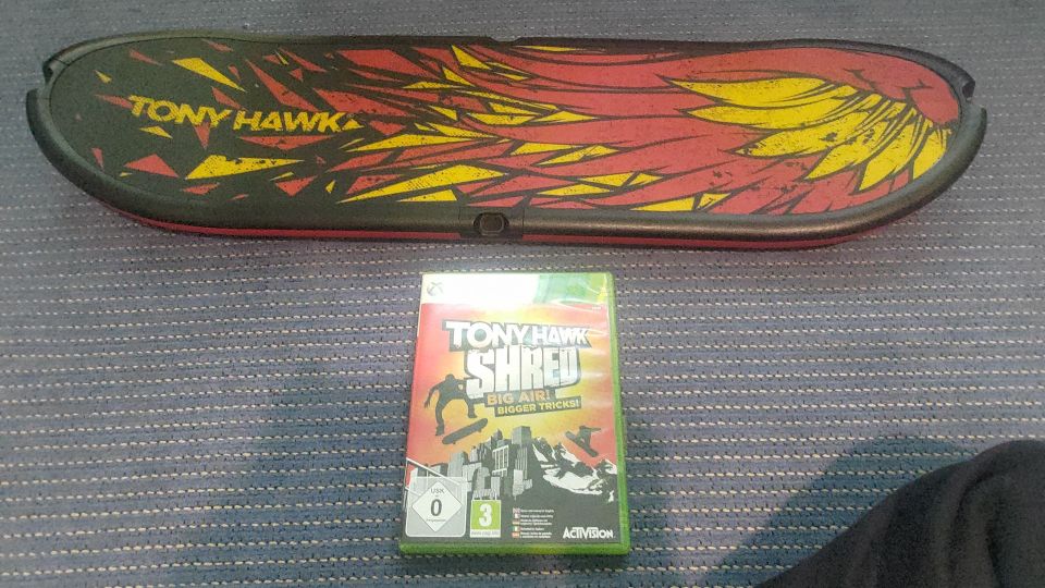 Tony Hawk's Shred Lauta + Peli XBOX 360