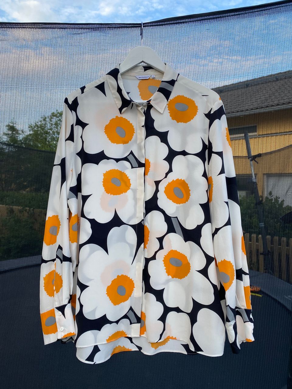 Marimekko silkkipaita kokoa 42