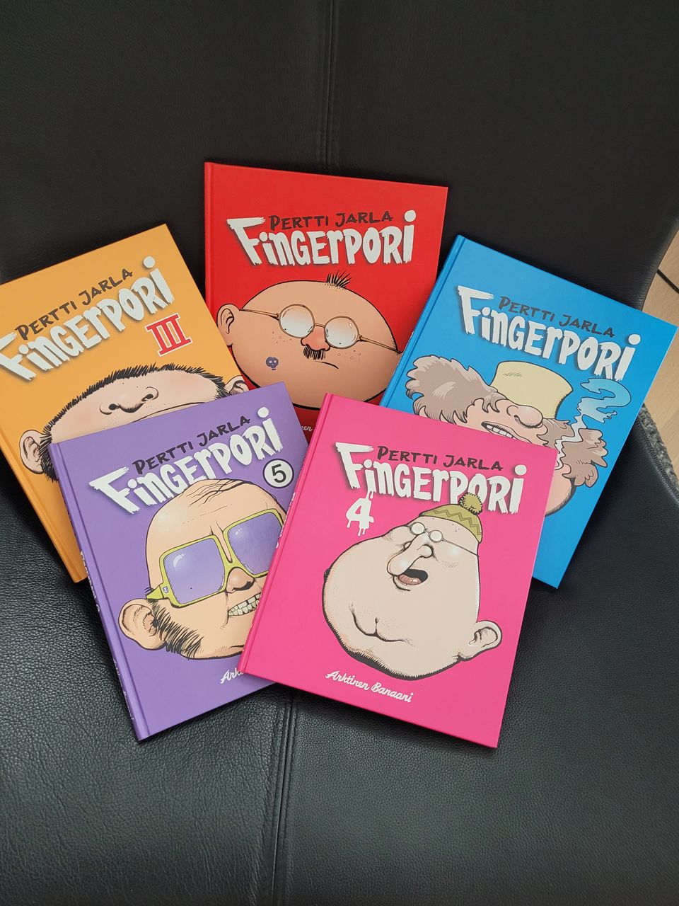 Fingerpori kirjat numerot 1-5