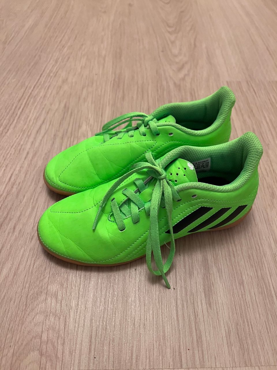 Adidas Deportivo futsalkengät 33