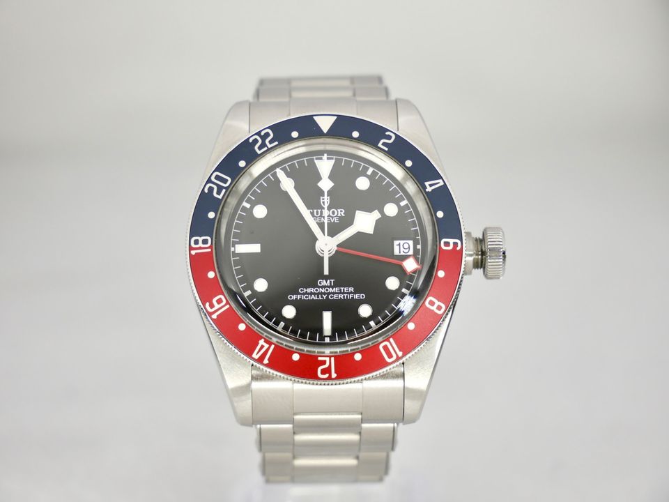 Tudor black bay gmt 41