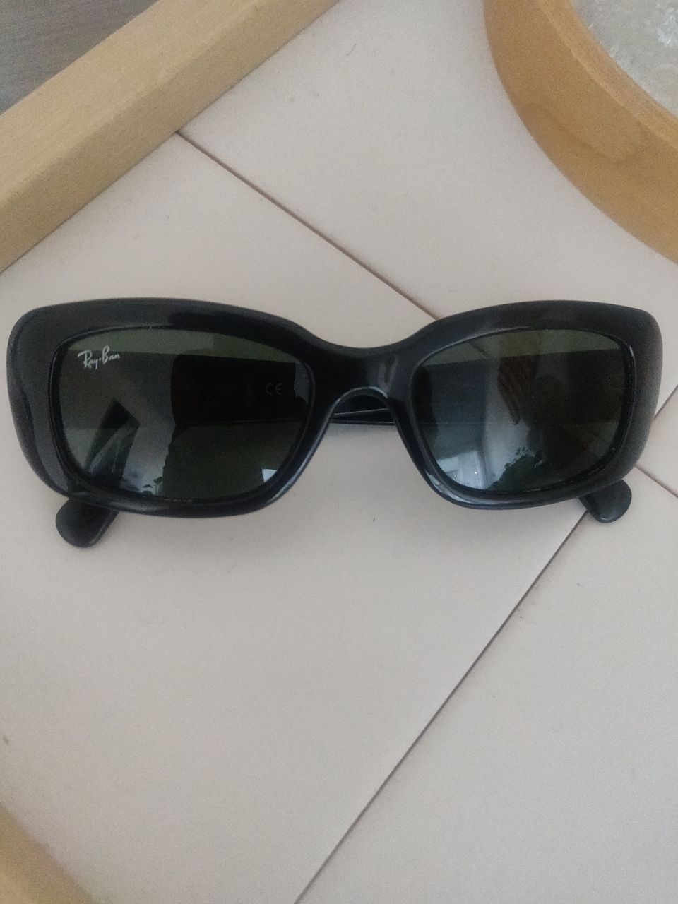 Rayban aurinkolasit