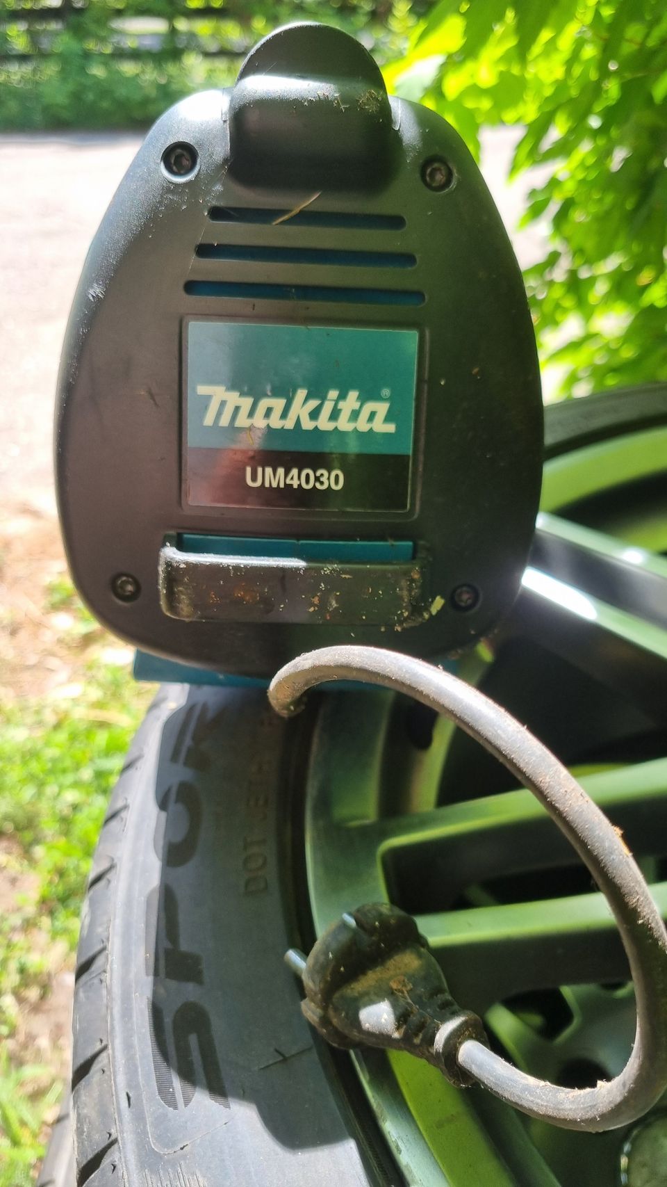 Makita ruohotrimmeri siimaleikkuri