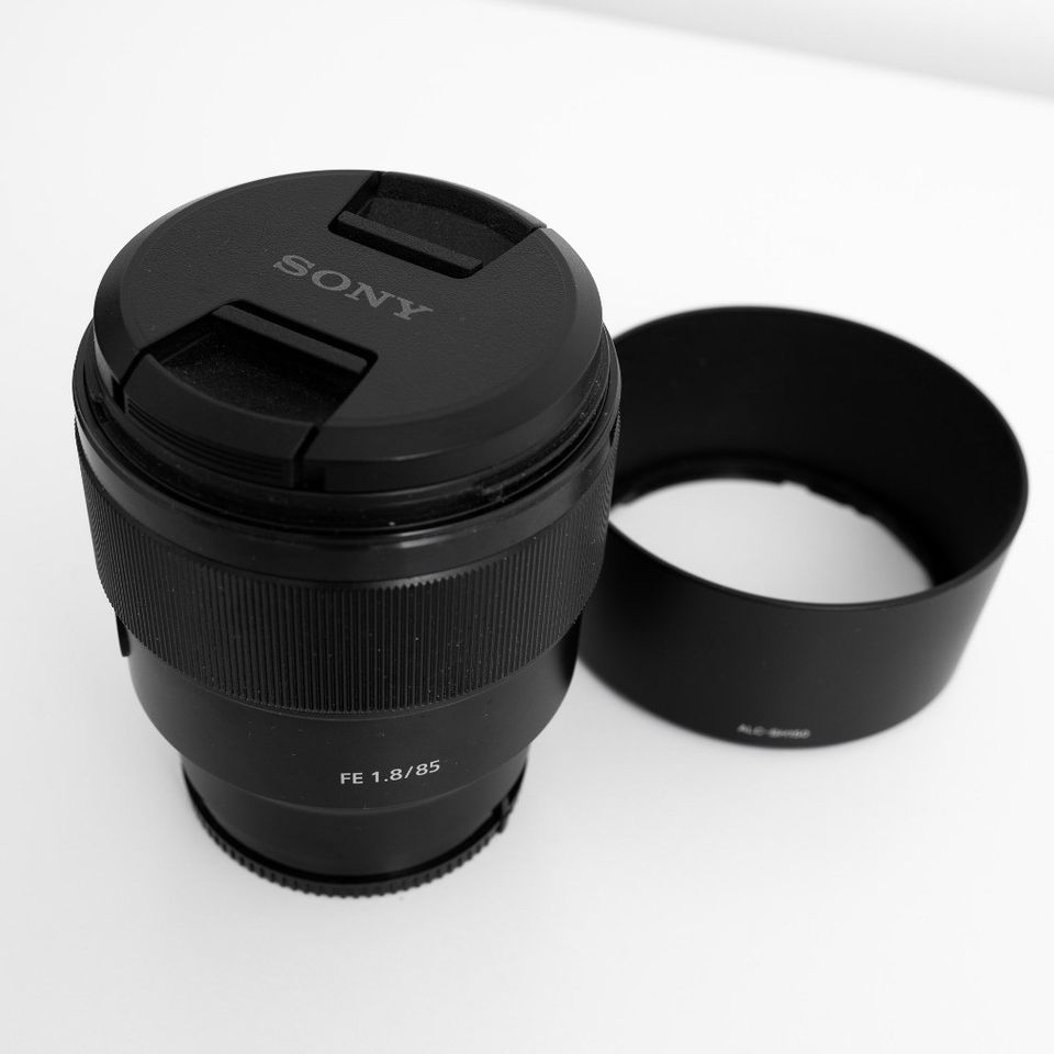 Sony FE 85mm f/1.8 objektiivi