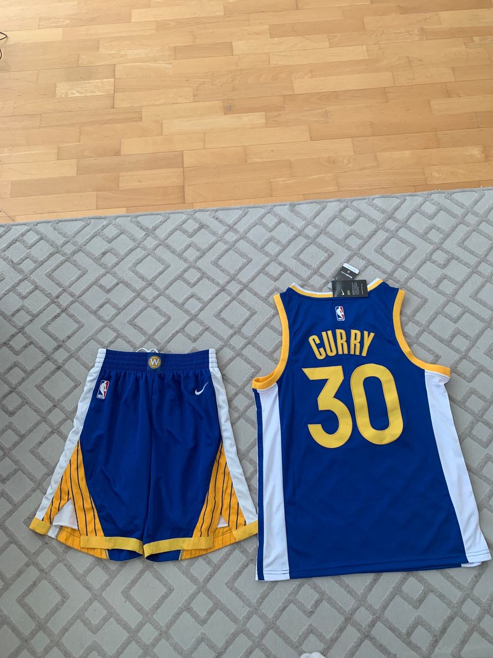 Uusi Golden state warriors , Curry 30- koripaloasu