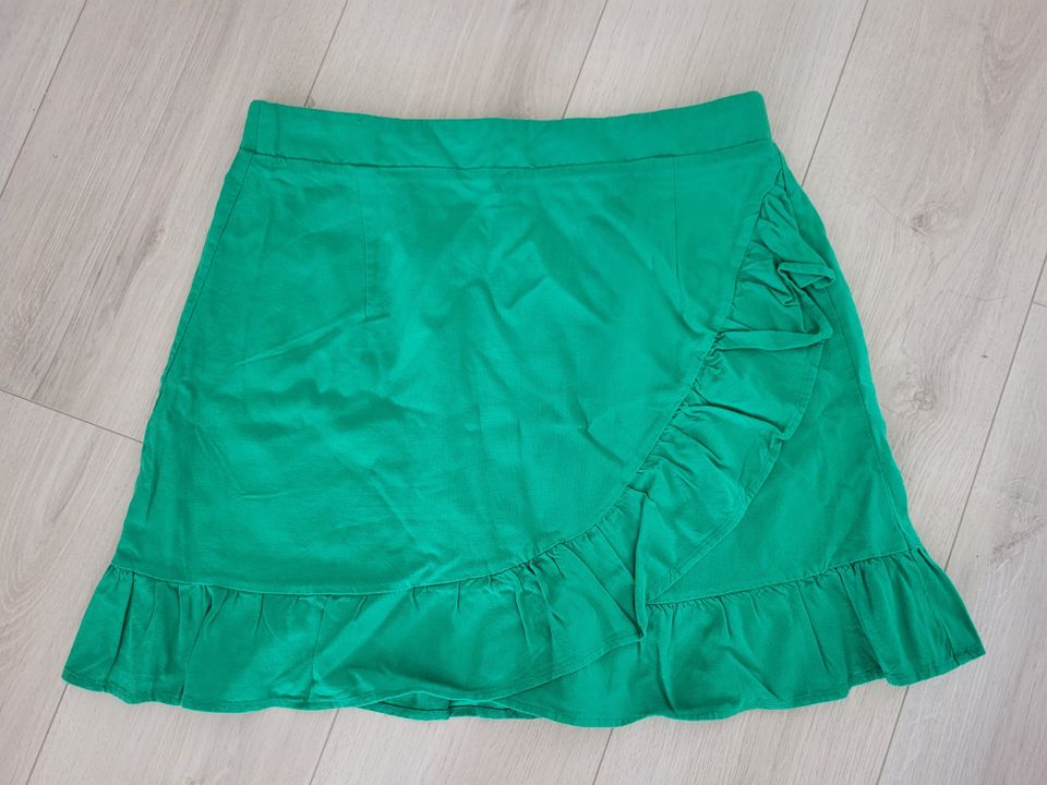 Vero Moda mini skirt, vihreä, L