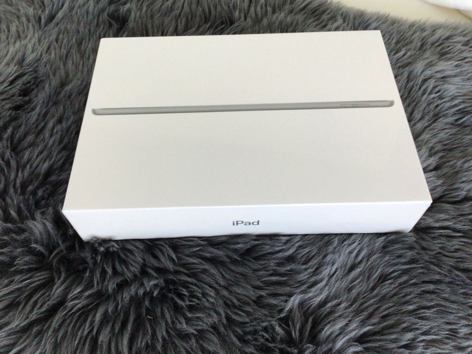 Apple Ibad Tabletti (9gen) 10,2˚ Uusi huippu terävä näyttö