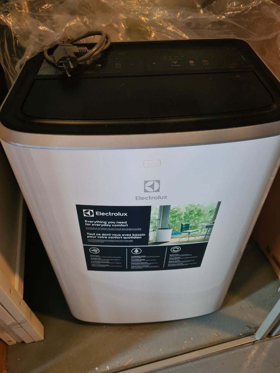 Electrolux EXP26U338CW ChillFlex Pro siirretävä ilmastointilaite