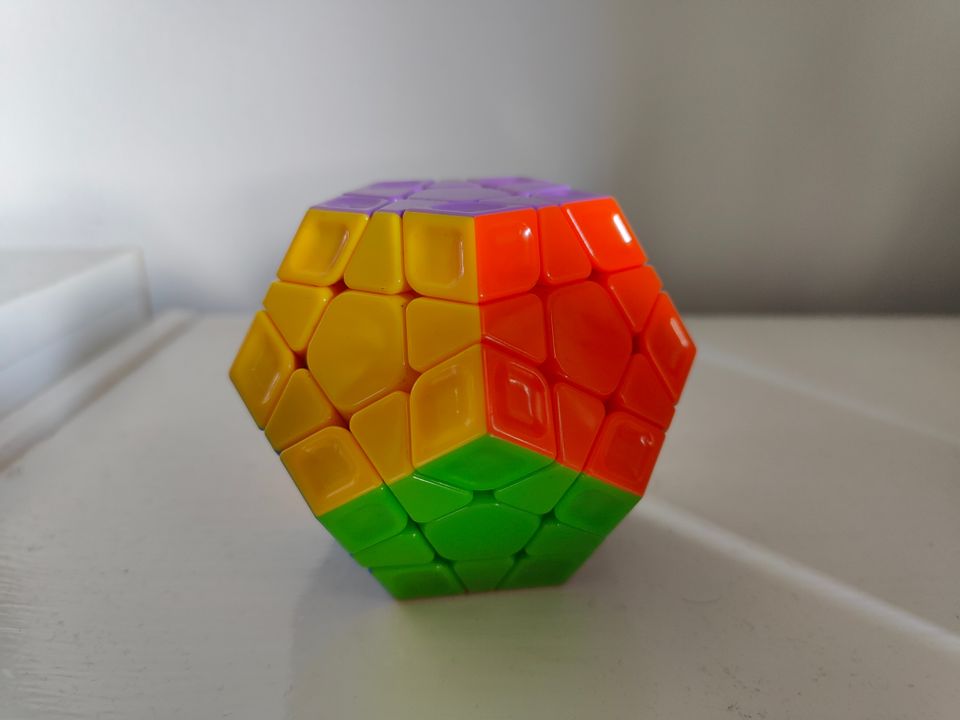 Megaminx rubikin kuutio