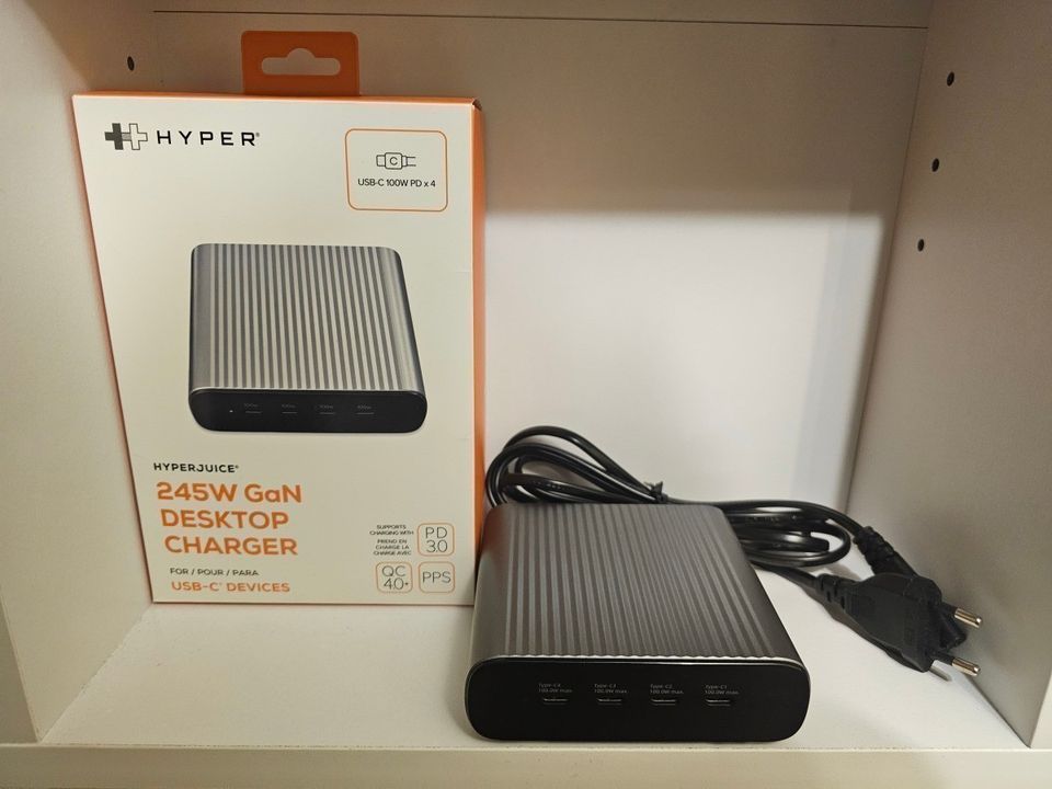 Hyper HyperJuice GaN 245 W USB-C Multiport Charger -laturi