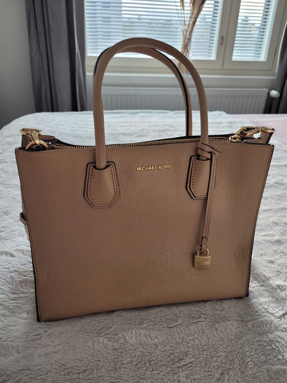 Michael Kors laukku