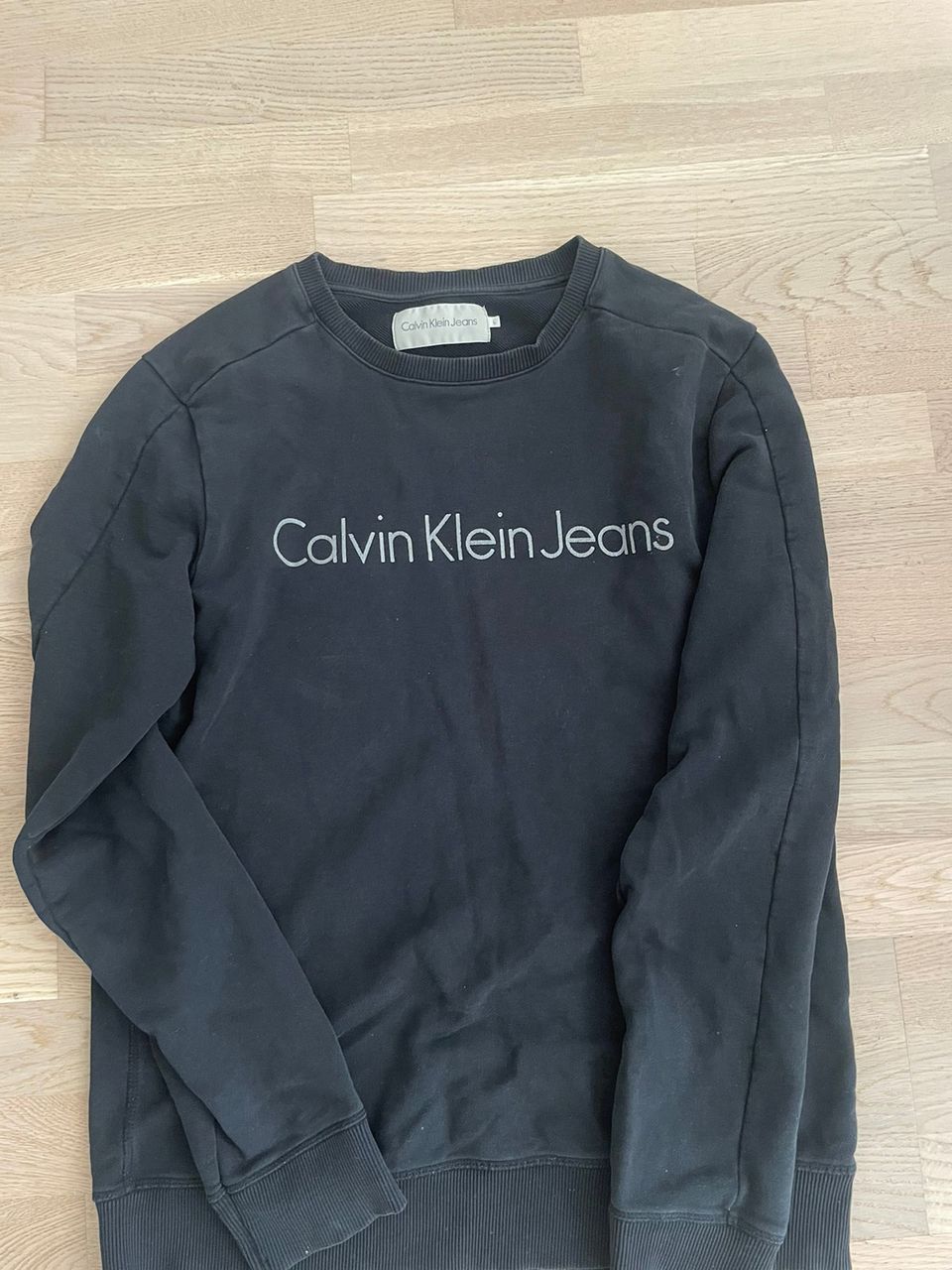 Calvin Klein Jeans college