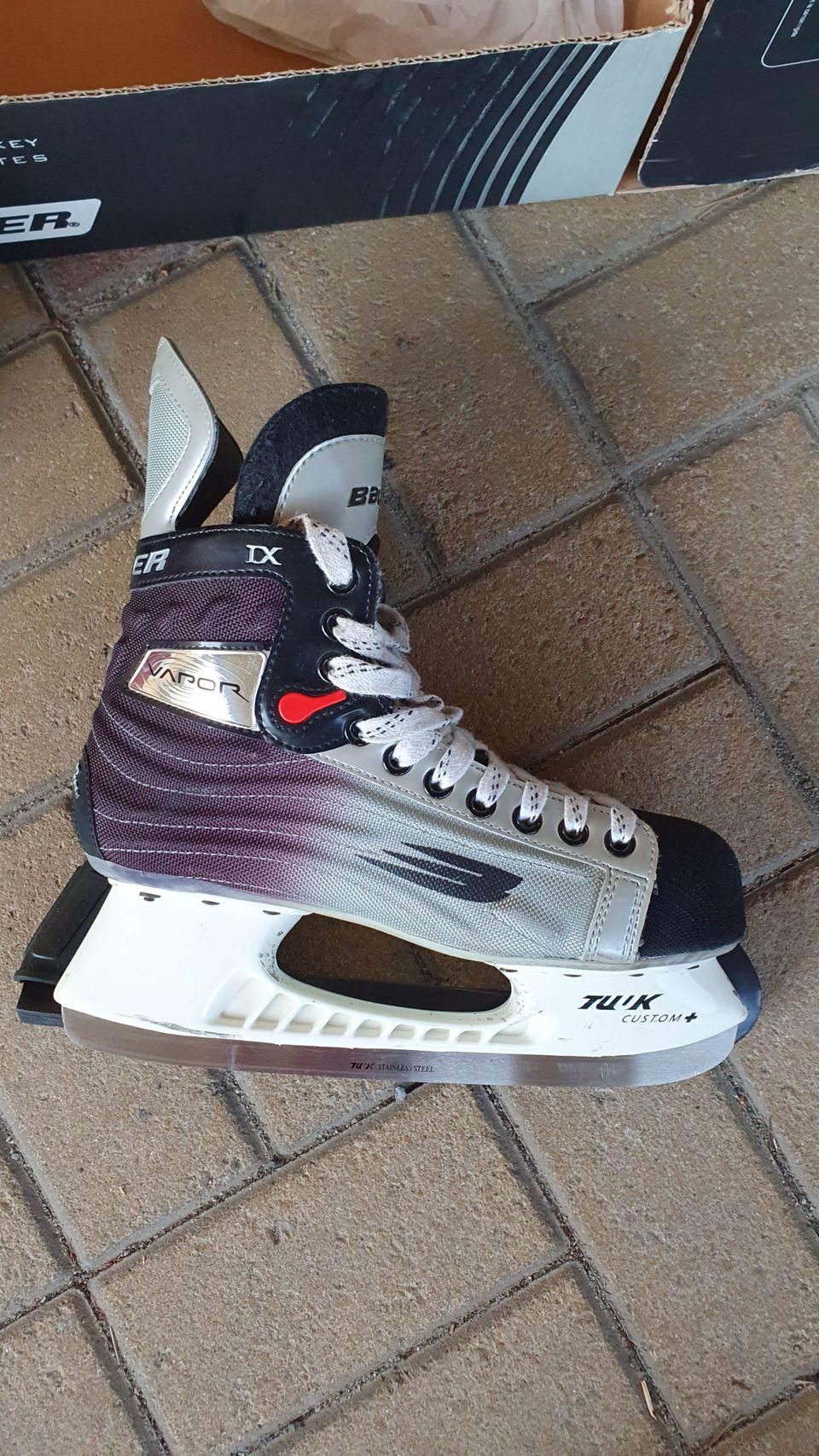 Bauer Vapor IX, 42