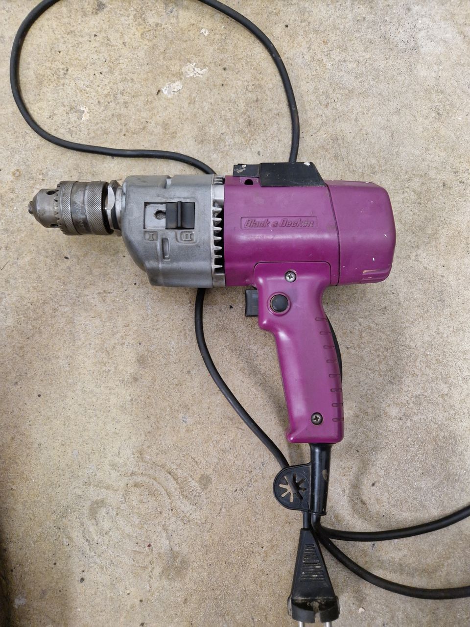 Black and decker porakone