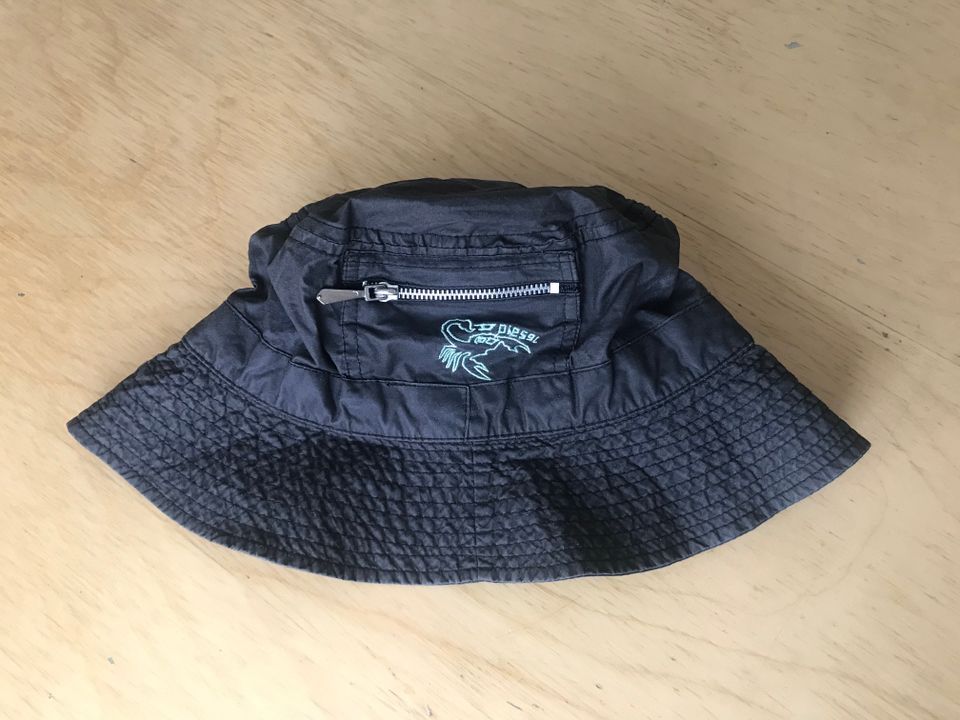 Diesel bucket hat