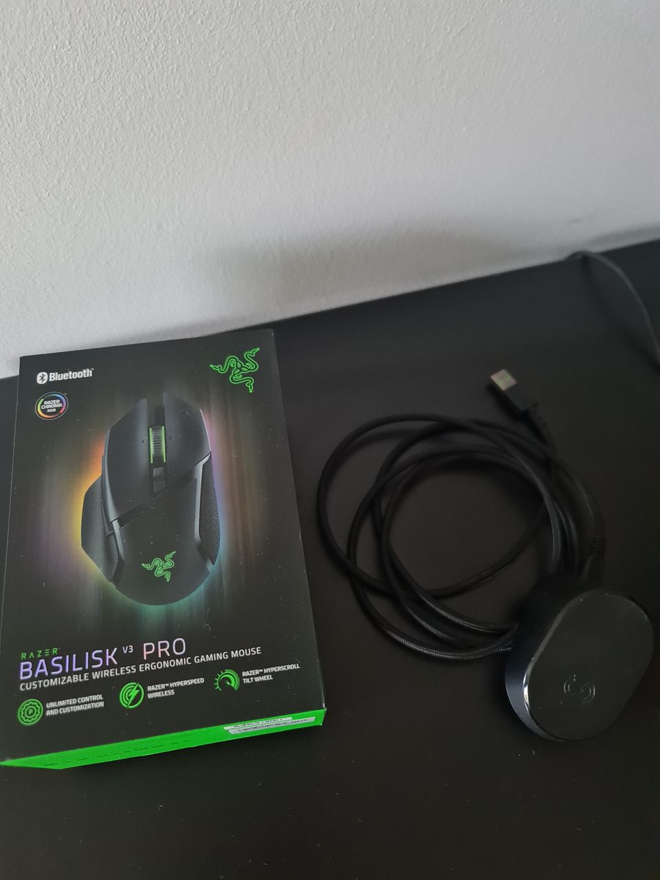 Razer Basilisk v3 Pro + Mouse dock pro