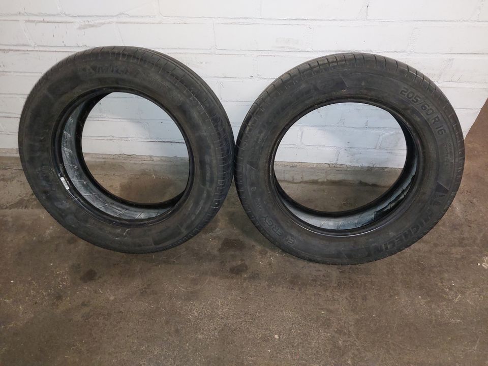 MICHELIN Kesärenkaat  2kpl  205/60R16