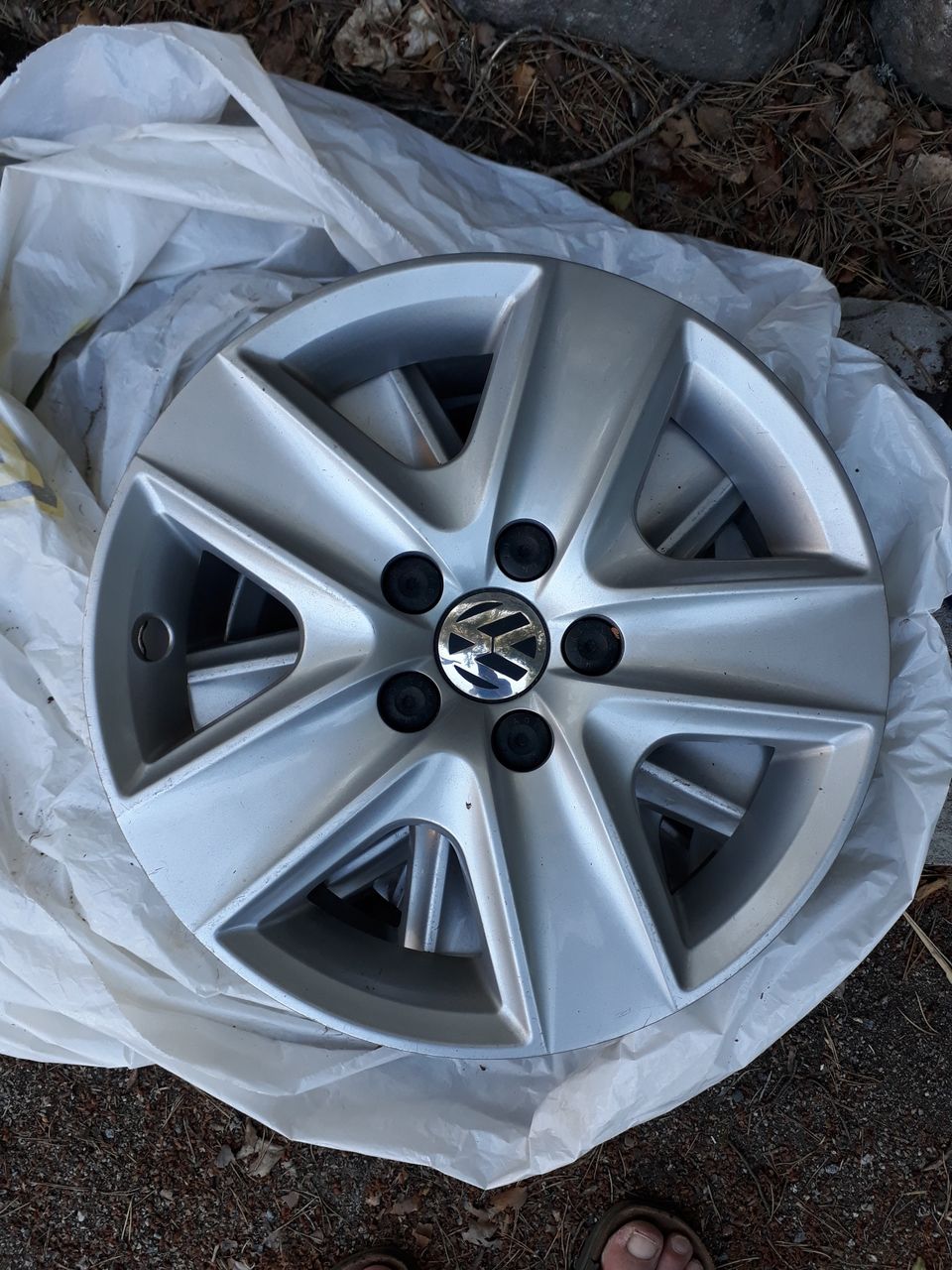 15" Volkswagen koristekapselit