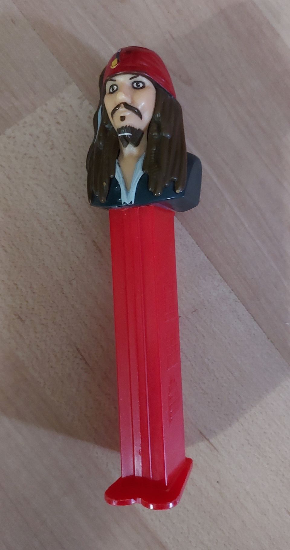 PEZ annostelija Jack Sparrow