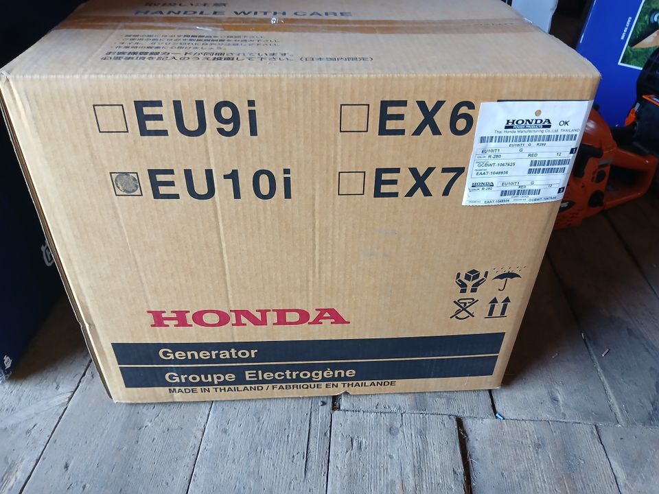 Honda generaattori uusi.