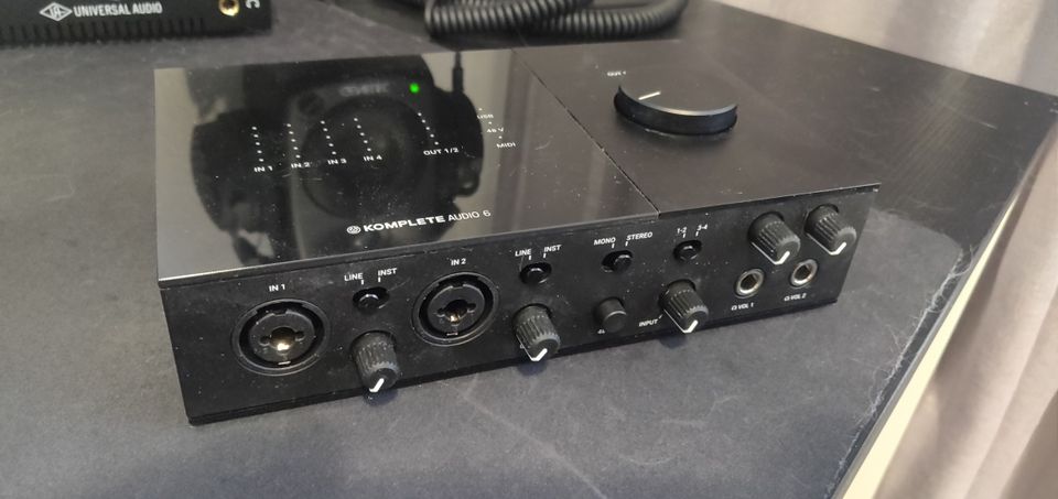 Native Instruments Komplete Audio 6 MK2 - äänikortti USB-väylään