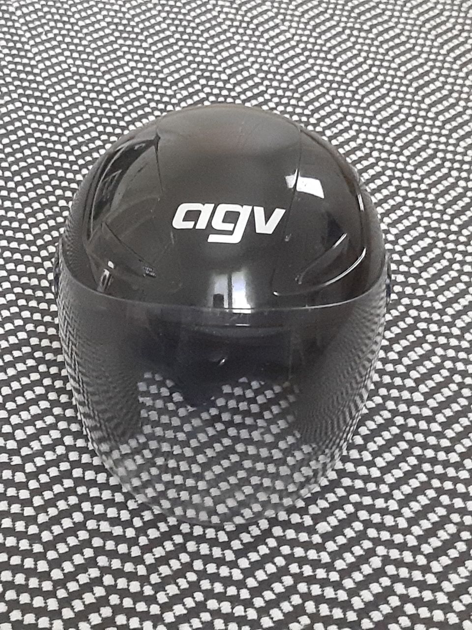 AGV moottoripyöräkypärä